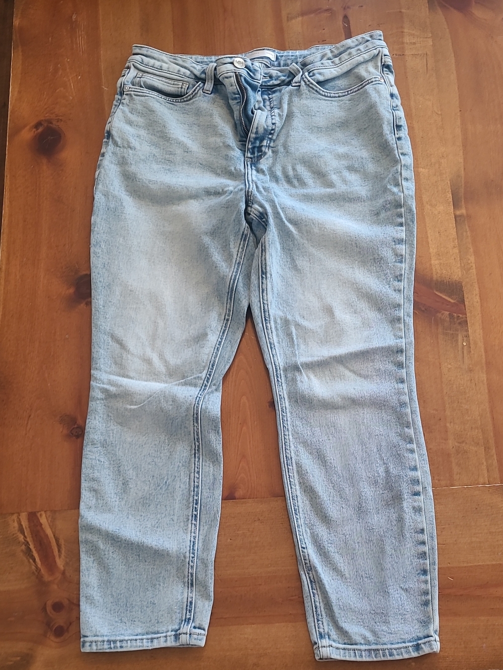 LC Lauren Conrad Light Wash Straight-Leg Jeans